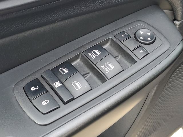 Certified 2022 Jeep Cherokee Trailhawk w/ Trailer Tow Group image 9