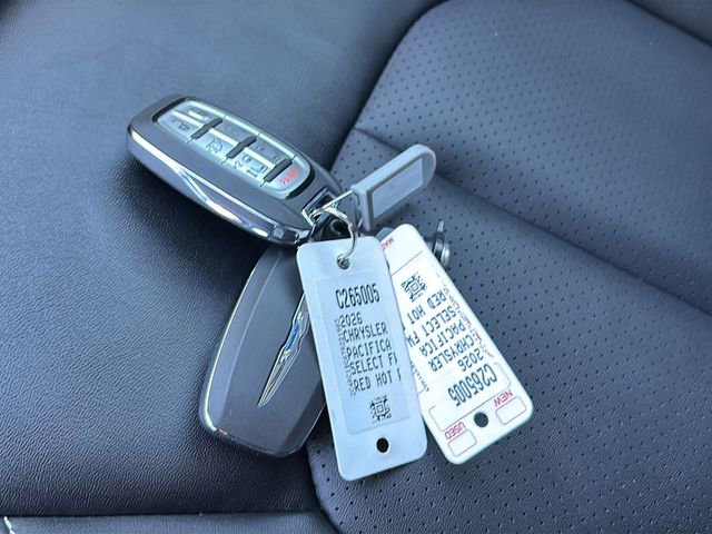 New 2026 Chrysler Pacifica Select image 42