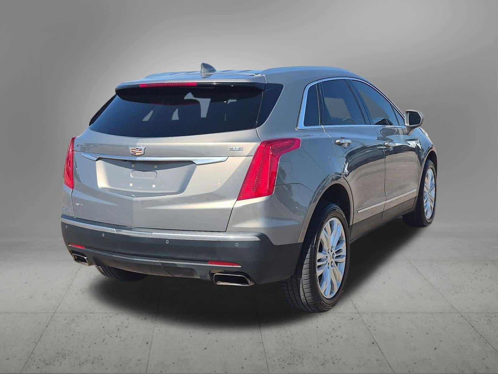 Used 2018 Cadillac XT5 Premium Luxury AWD/4WD image 6