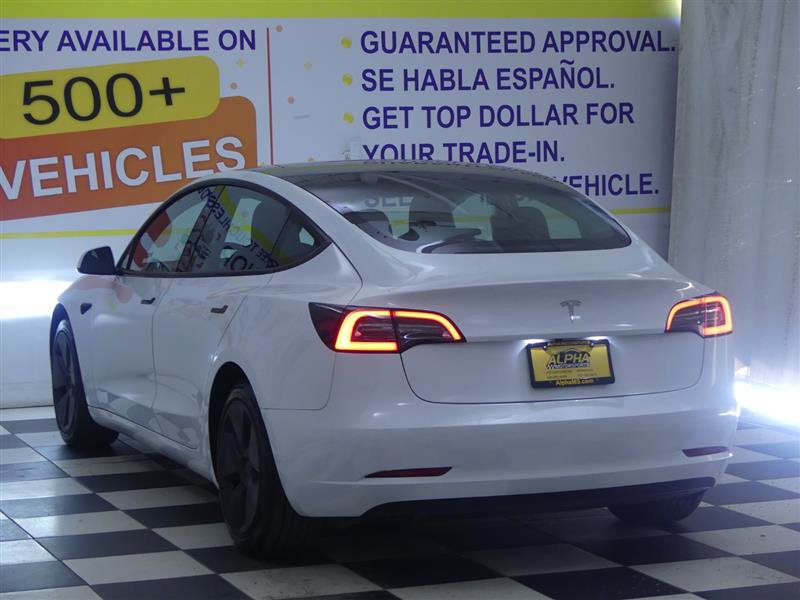 Used 2023 Tesla Model 3 Standard Range RWD image 4