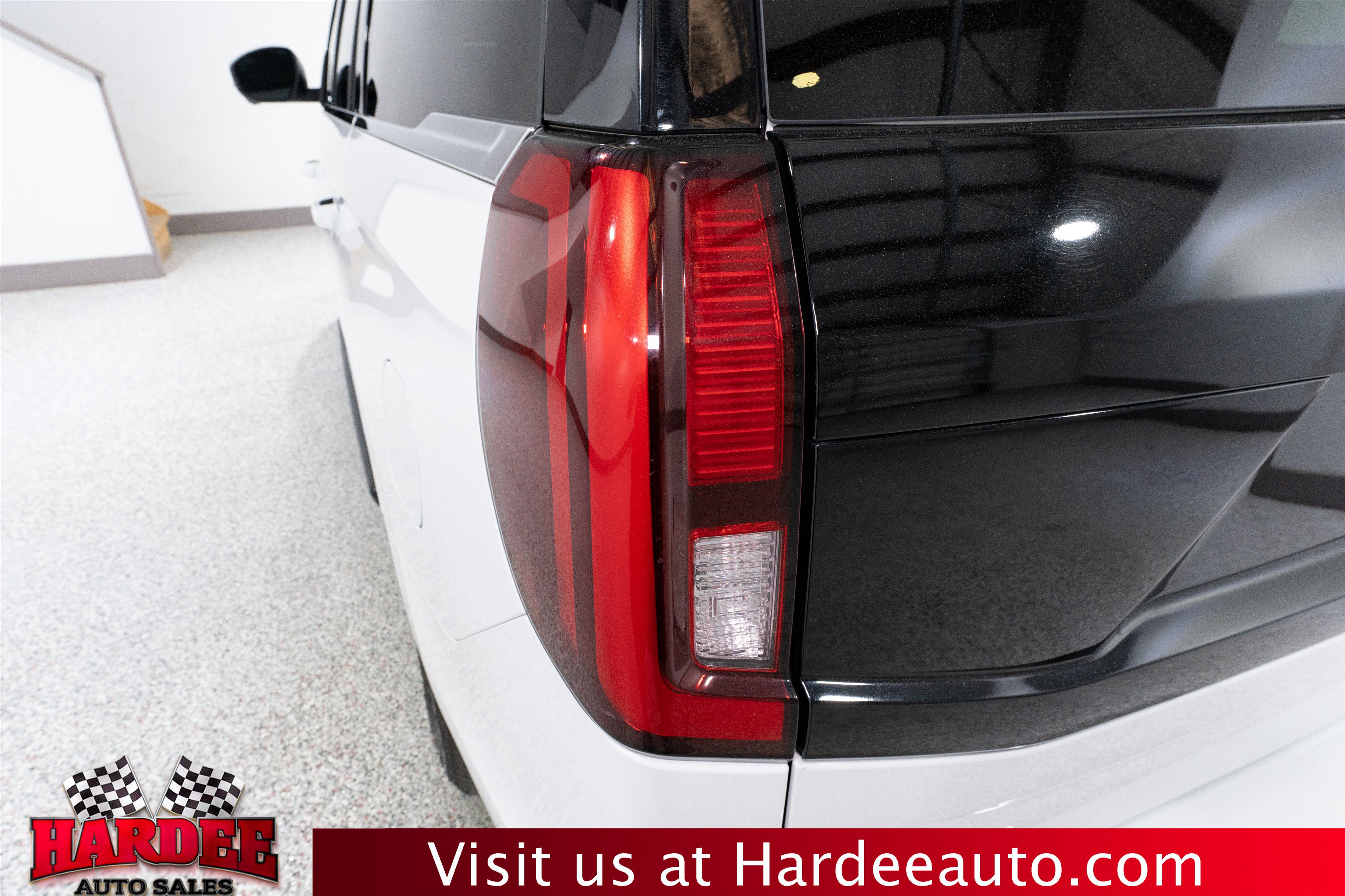 Used 2025 Ford Expedition Active AWD/4WD image 9