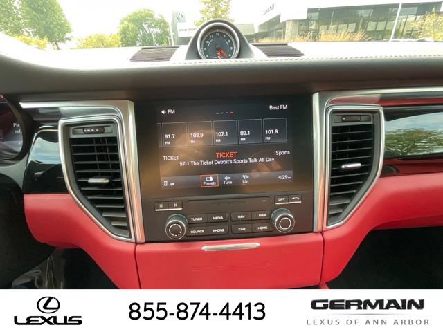 Used 2017 Porsche Macan GTS AWD/4WD image 18