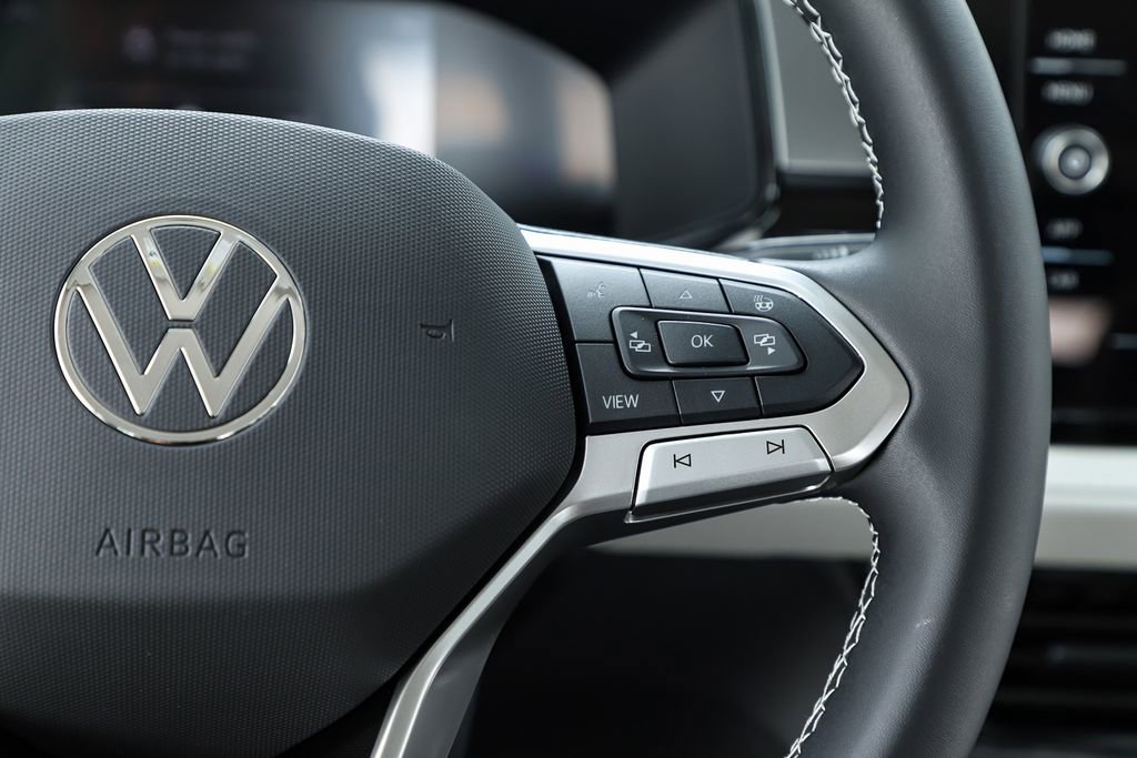 New 2025 Volkswagen Taos S image 59