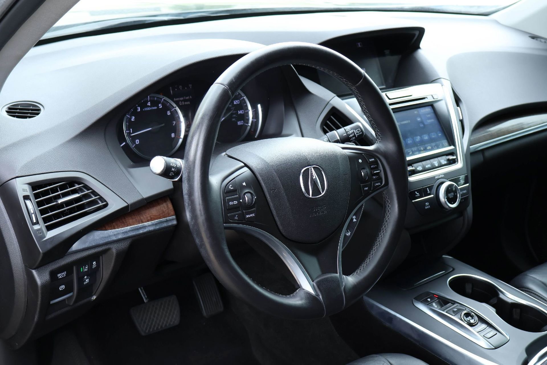 Used 2020 Acura MDX FWD image 2