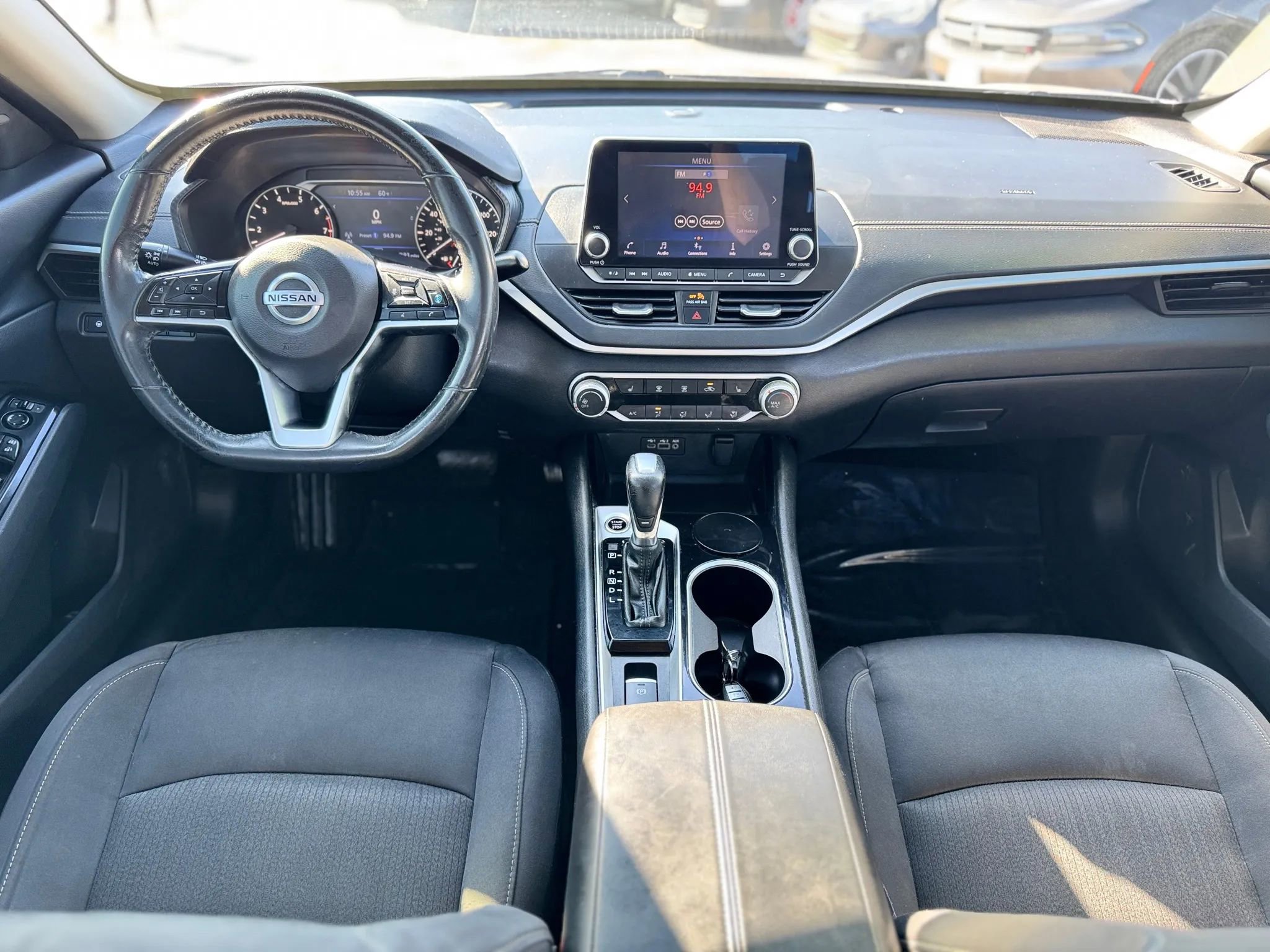 Used 2022 Nissan Altima 2.5 SV w/ SV Premium Package image 14