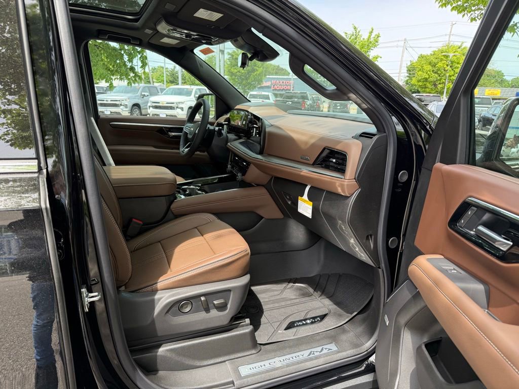 New 2026 Chevrolet Suburban High Country w/ Sun And Tow Package AWD/4WD image 59