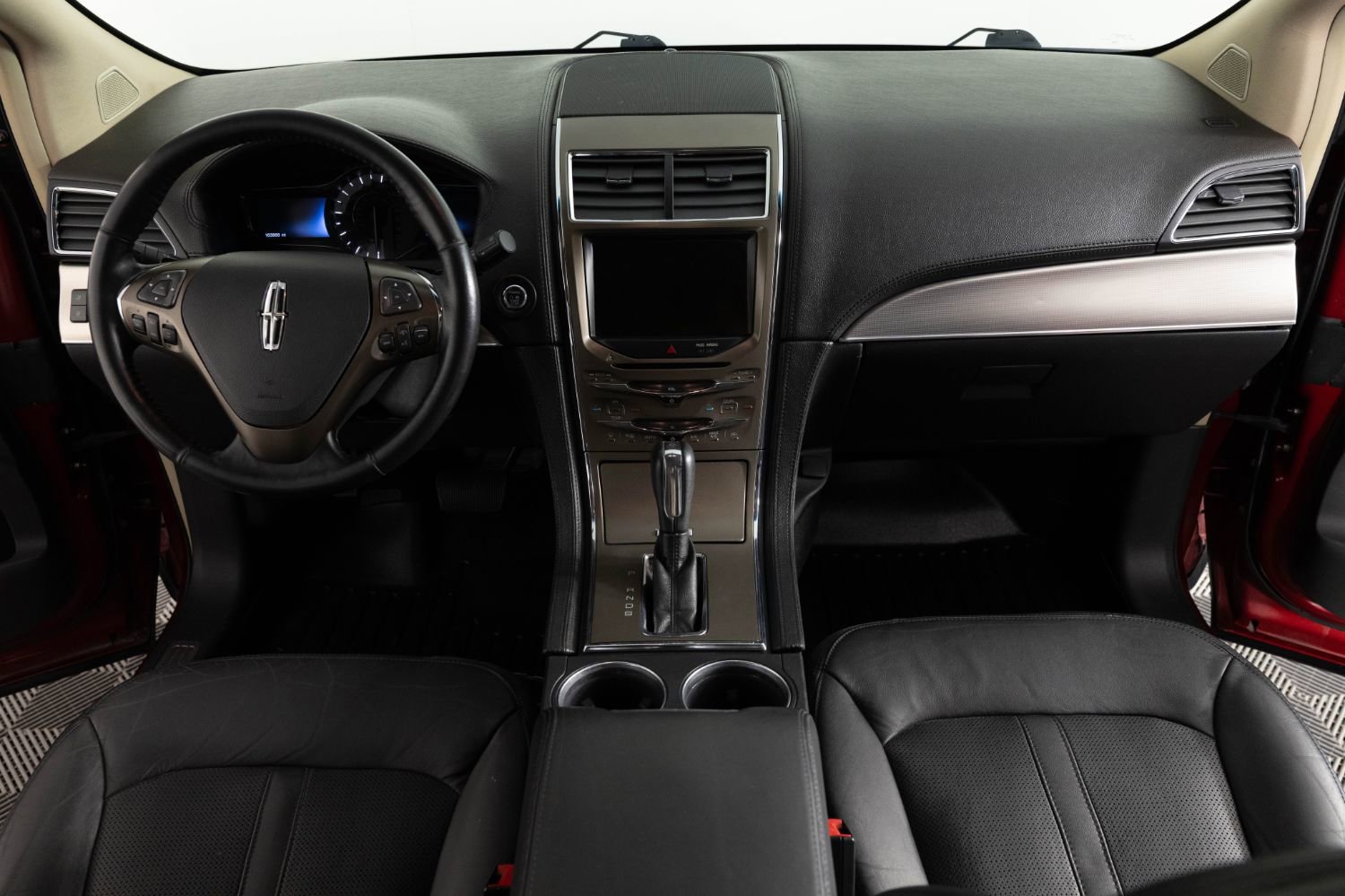 Used 2013 Lincoln MKX AWD image 37
