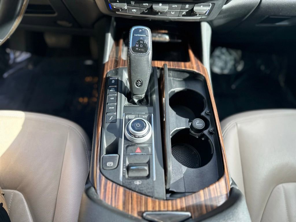 Used 2022 Maserati Levante GT image 27