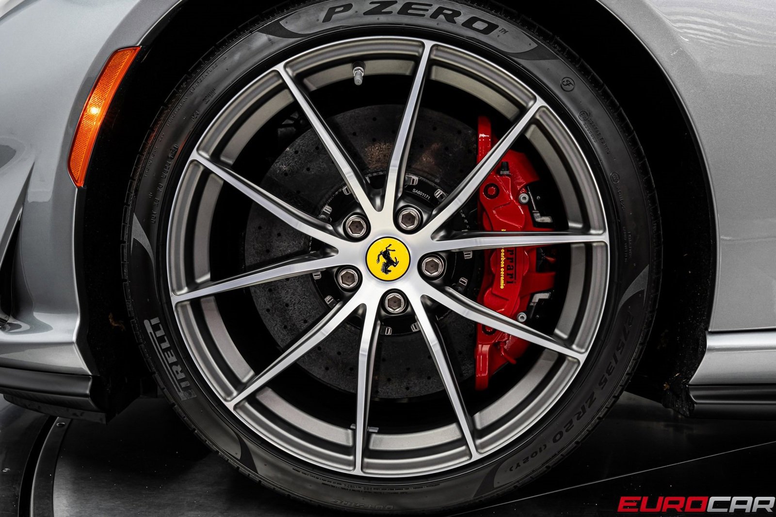 Used 2022 Ferrari 812 GTS image 23