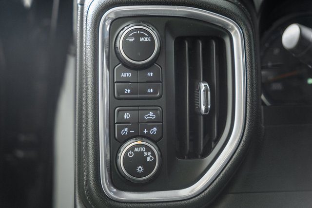 Used 2021 Chevrolet Silverado 1500 LT Trail Boss w/ Bed Protection Package image 40