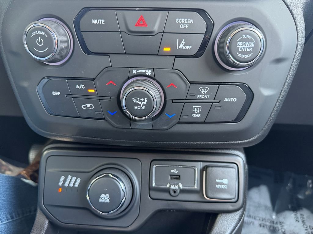 Used 2022 Jeep Renegade Limited image 20
