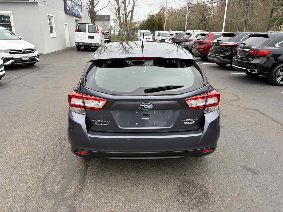 Used 2017 Subaru Impreza 2.0i AWD/4WD image 4