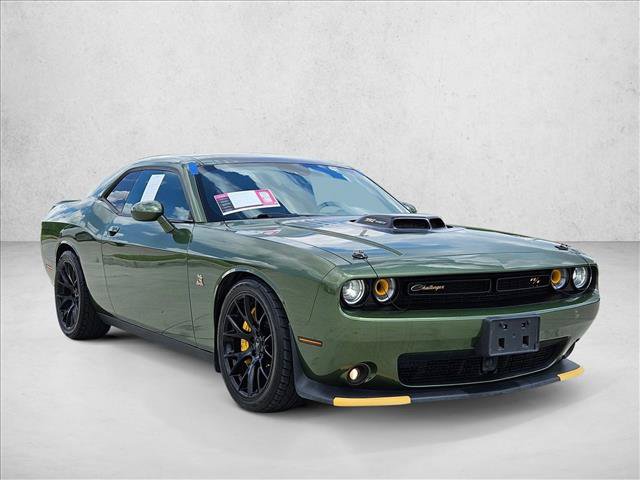 Used 2018 Dodge Challenger R/T Scat Pack RWD image 3