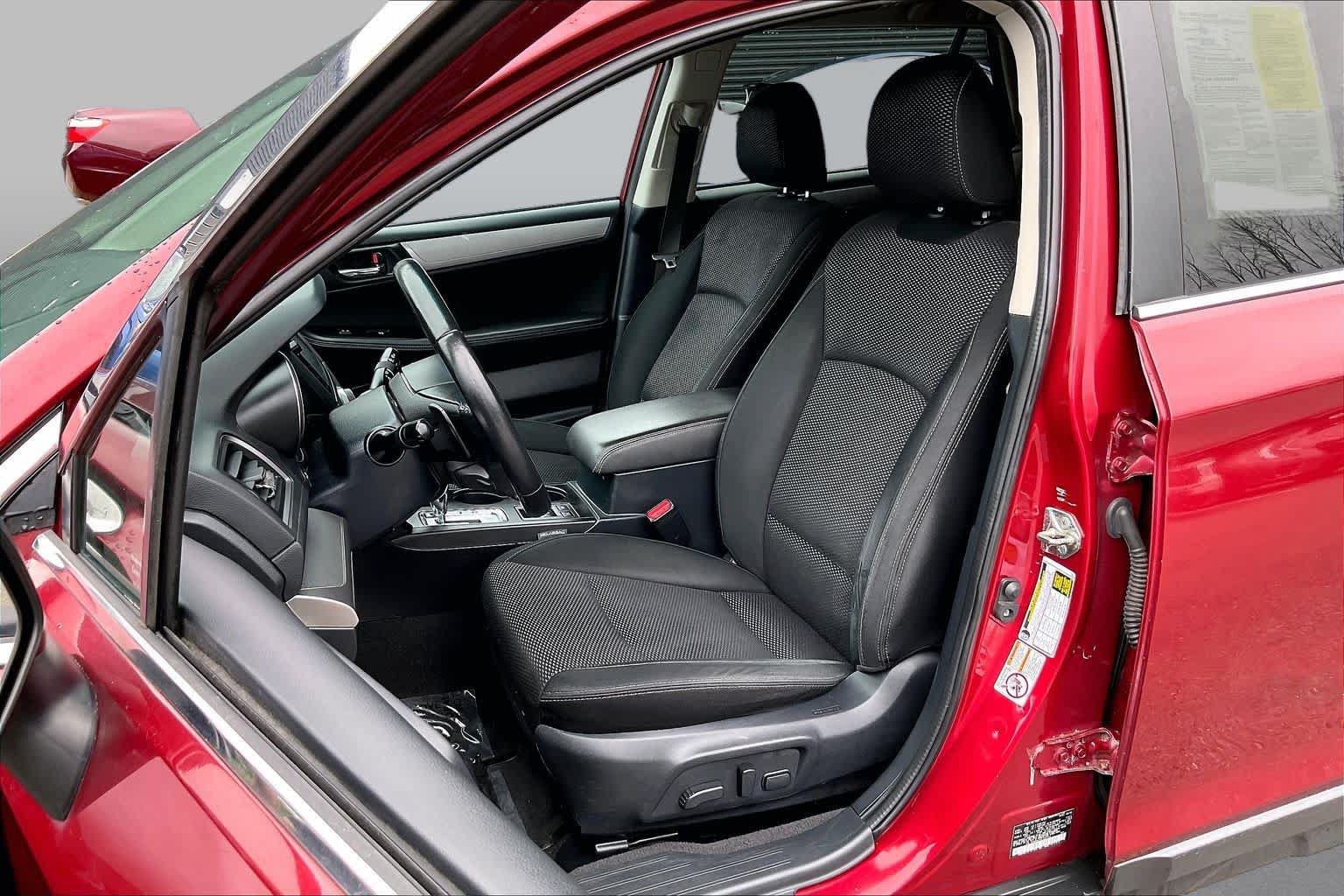 Used 2015 Subaru Outback 2.5i Premium AWD/4WD image 8