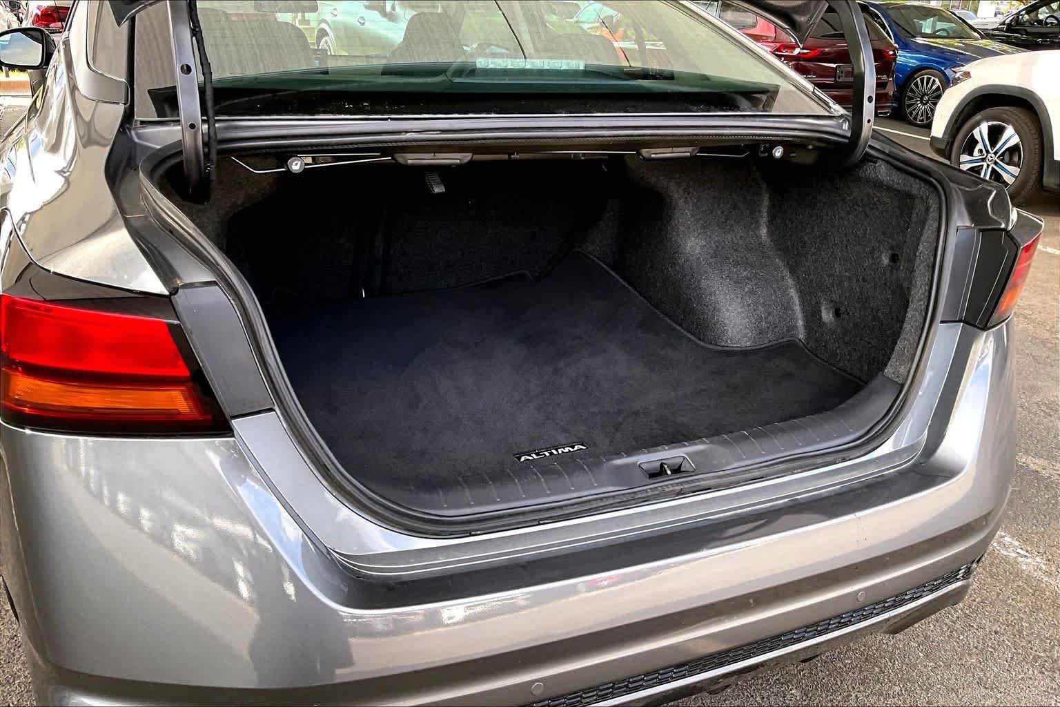 Used 2023 Nissan Altima 2.5 SV w/ SV Premium Package image 37