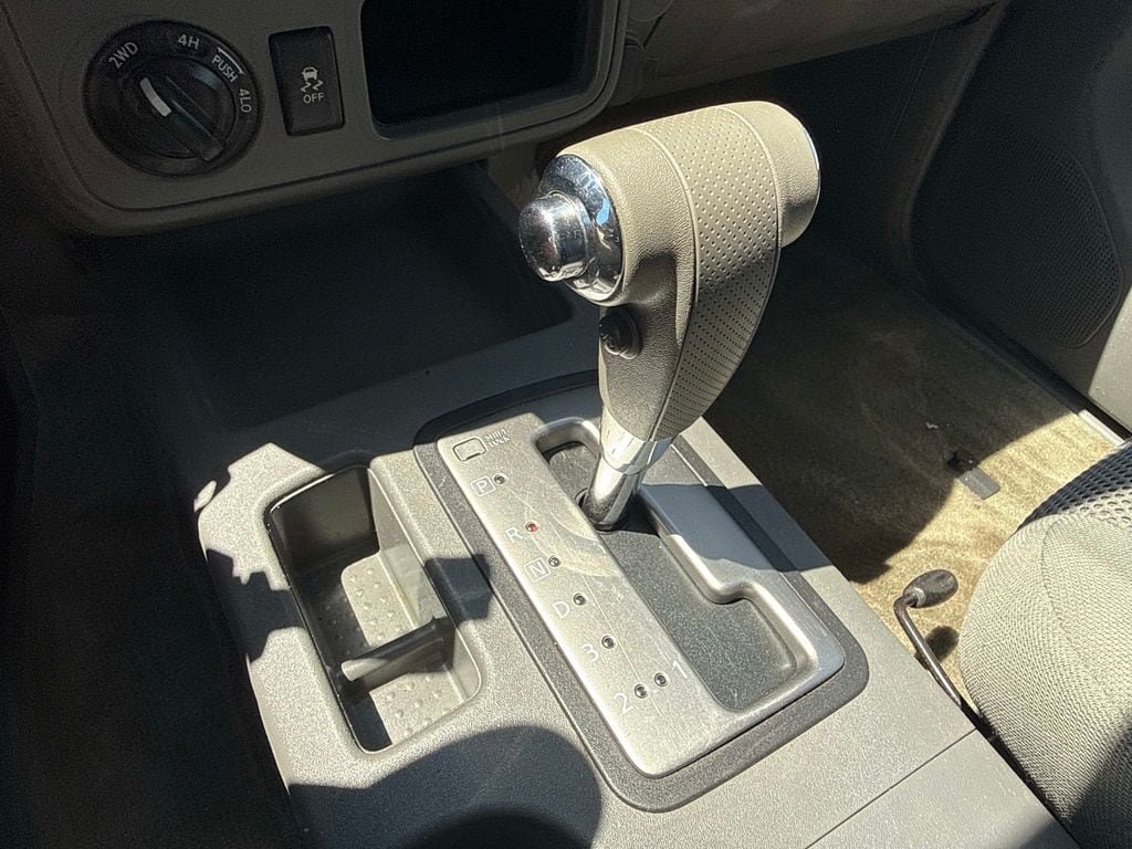 Used 2016 Nissan Frontier S AWD/4WD image 25