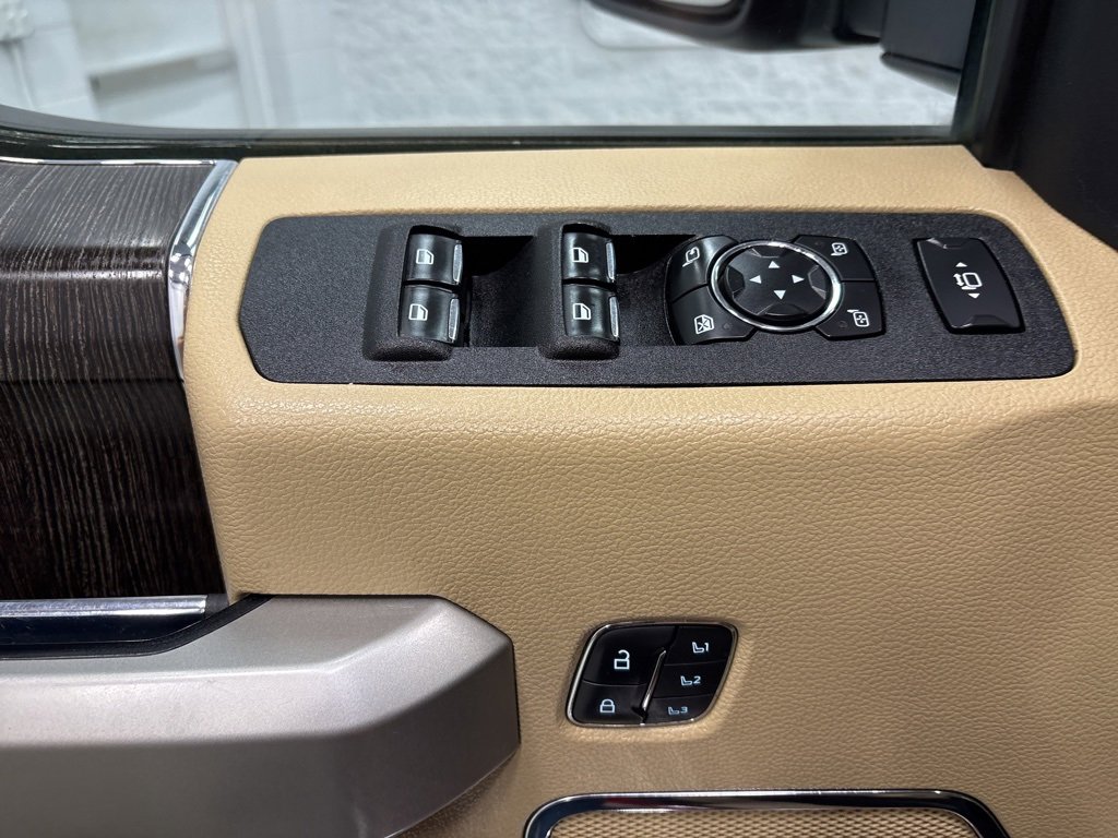 Used 2020 Ford F350 Lariat w/ Lariat Value Package image 15