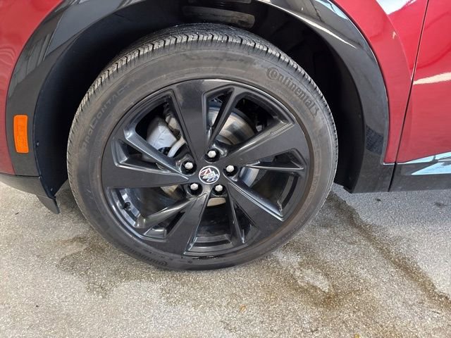 Used 2023 Buick Envision Essence w/ Sport Touring Package image 13