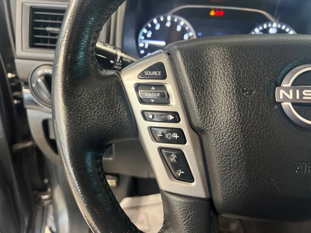 Used 2023 Nissan Titan SV w/ SV Convenience Package AWD/4WD image 14