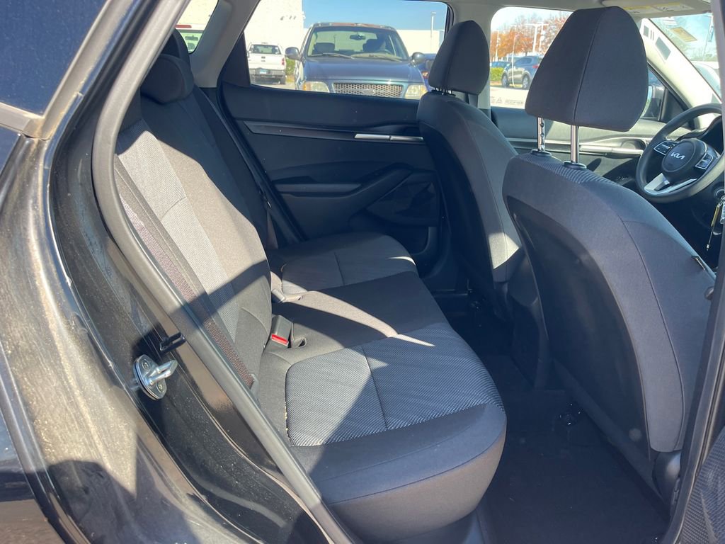 Used 2022 Kia Seltos LX image 17
