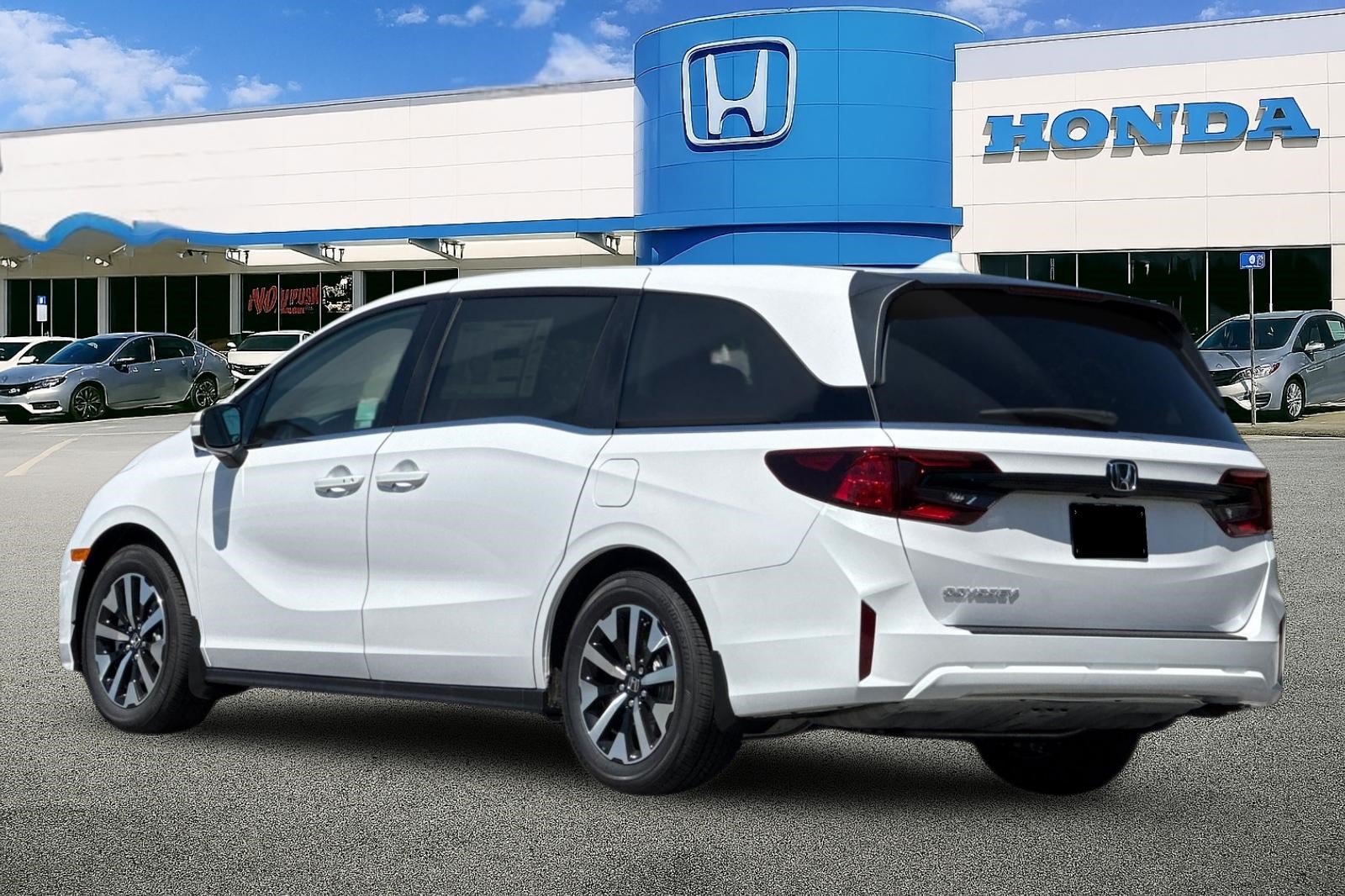 New 2027 Honda Odyssey EX-L image 3