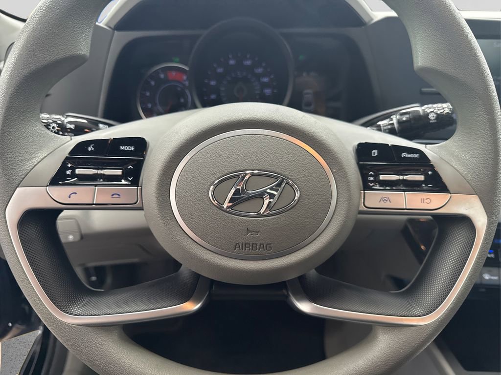 Used 2022 Hyundai Elantra SEL w/ Preferred Accessory Package image 24