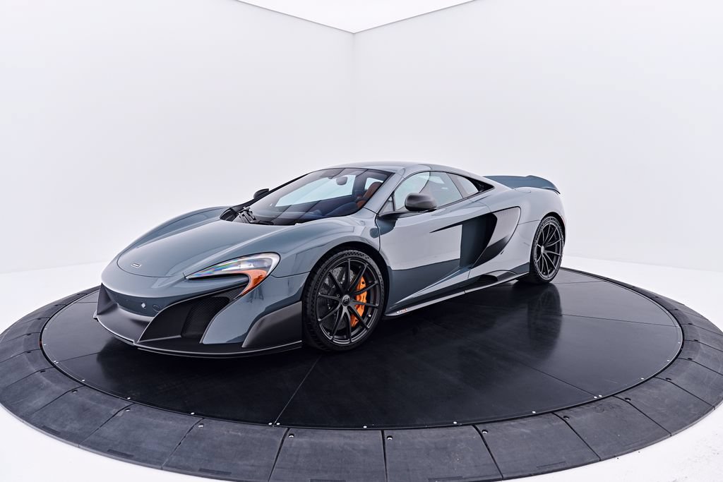 Used 2016 McLaren 675LT Coupe RWD image 19