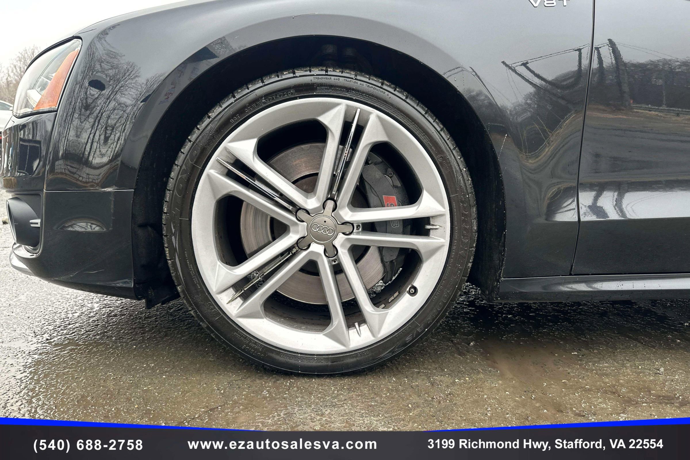 Used 2014 Audi S8 image 9