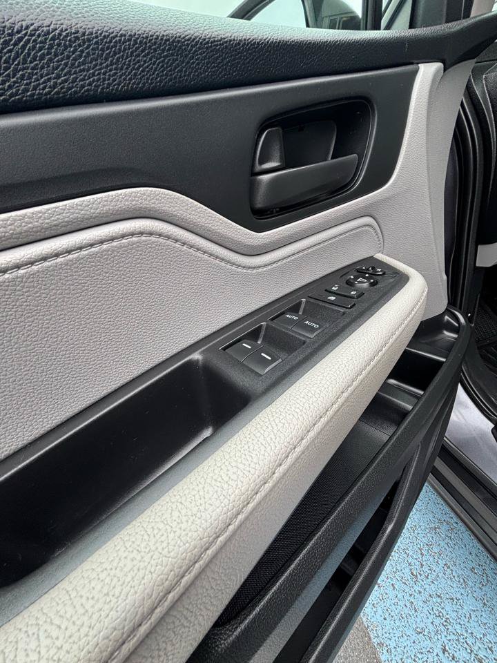 Used 2020 Honda Odyssey LX image 5