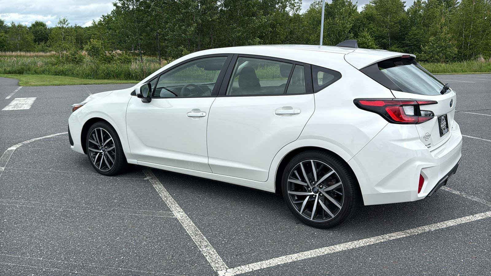 Used 2024 Subaru Impreza 2.0i Sport AWD/4WD image 8