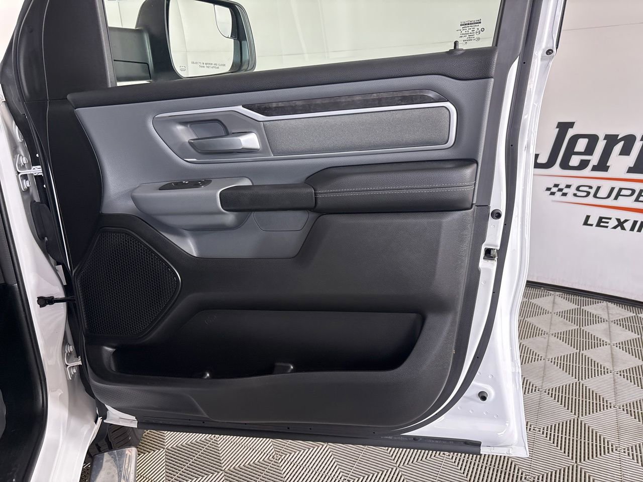 Used 2022 RAM 1500 Big Horn AWD/4WD image 27