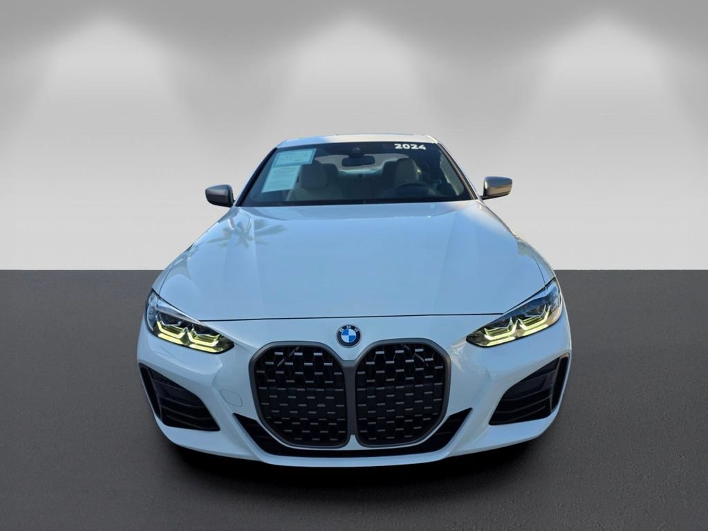 Used 2022 BMW M440i Coupe w/ Premium Package RWD image 2