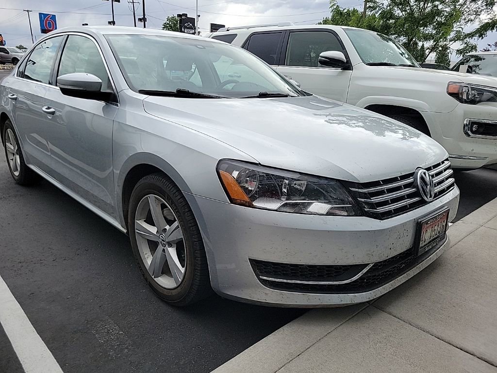 Used 2015 Volkswagen Passat TDI SE FWD image 1