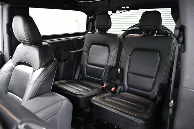 Used 2023 Ford Bronco Badlands w/ Sasquatch Package AWD/4WD image 26