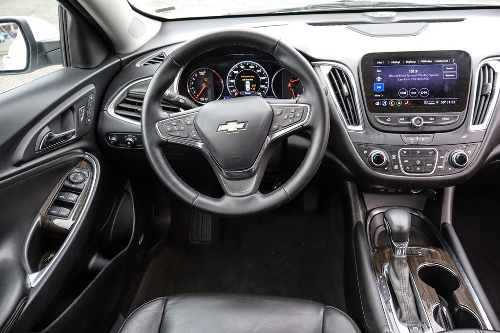 Used 2024 Chevrolet Malibu LT image 19