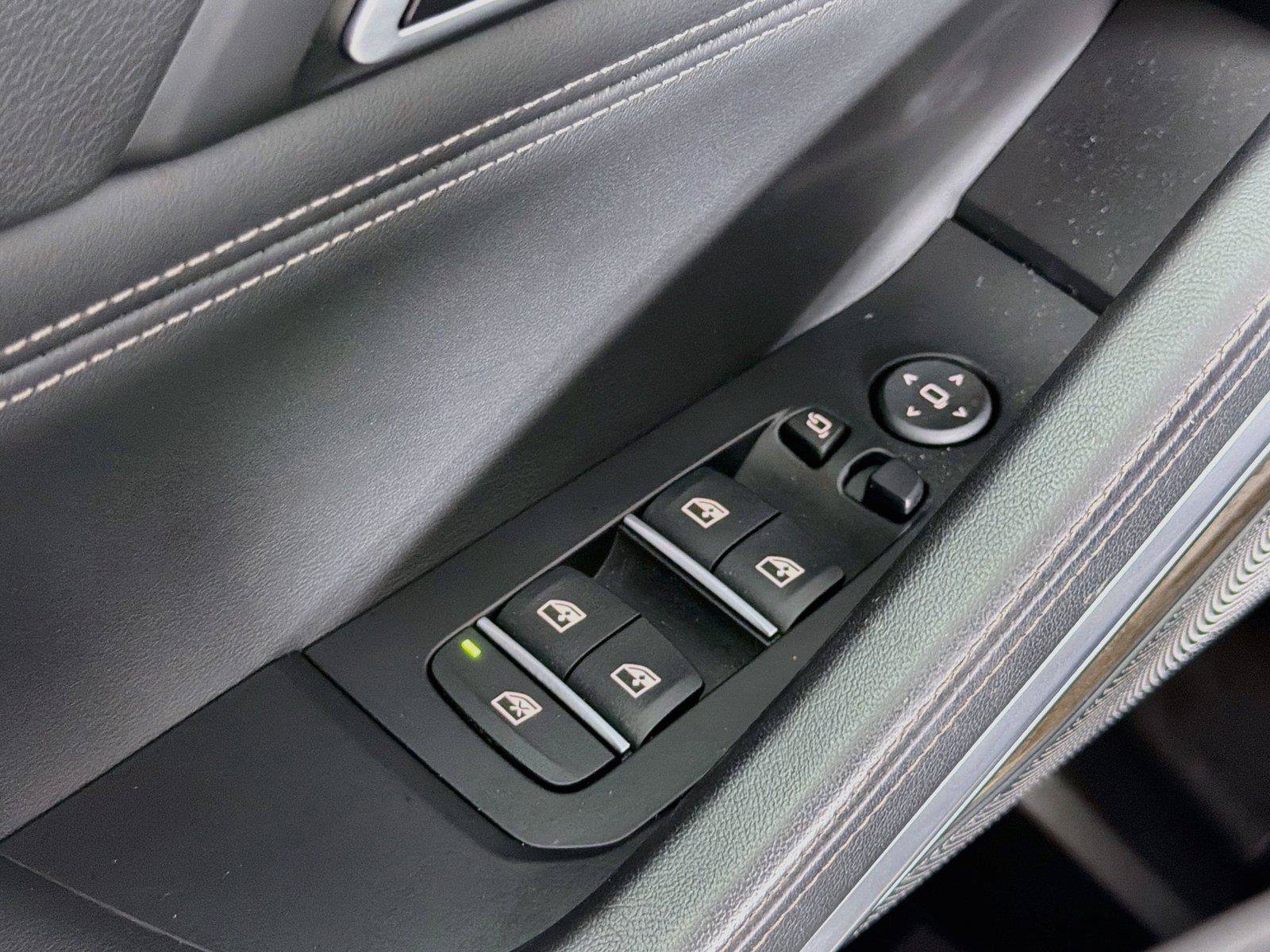 Used 2023 BMW X6 M50i w/ Executive Package AWD/4WD image 17
