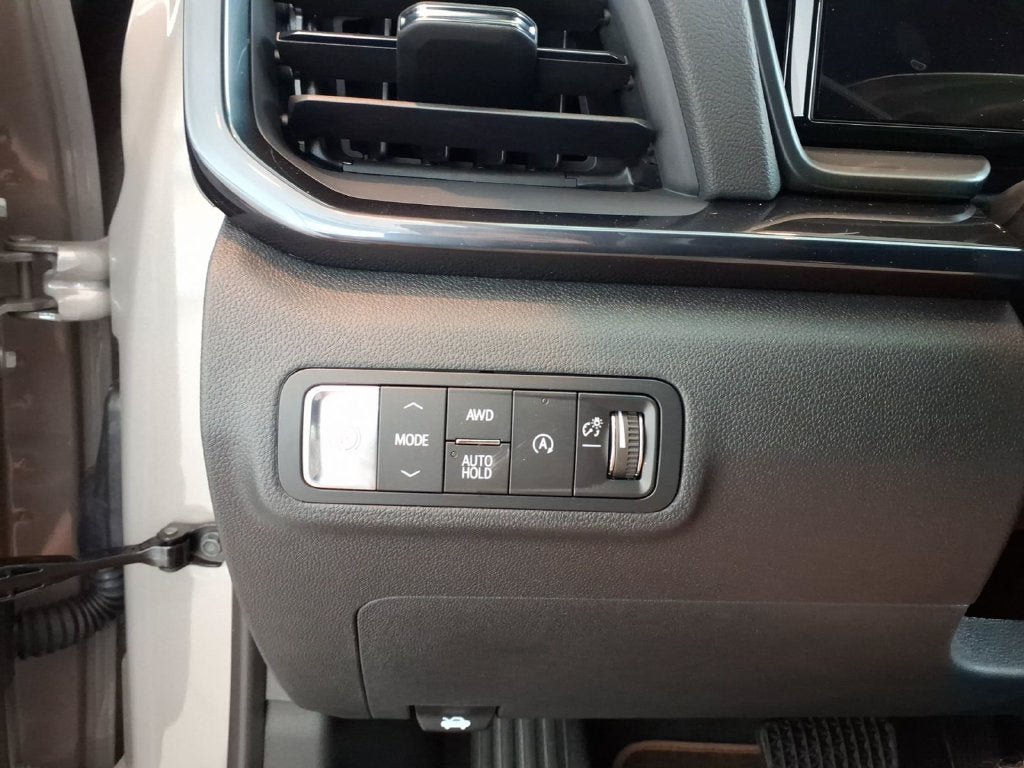 New 2026 GMC Terrain AT4 w/ Convenience Package III AWD/4WD image 12
