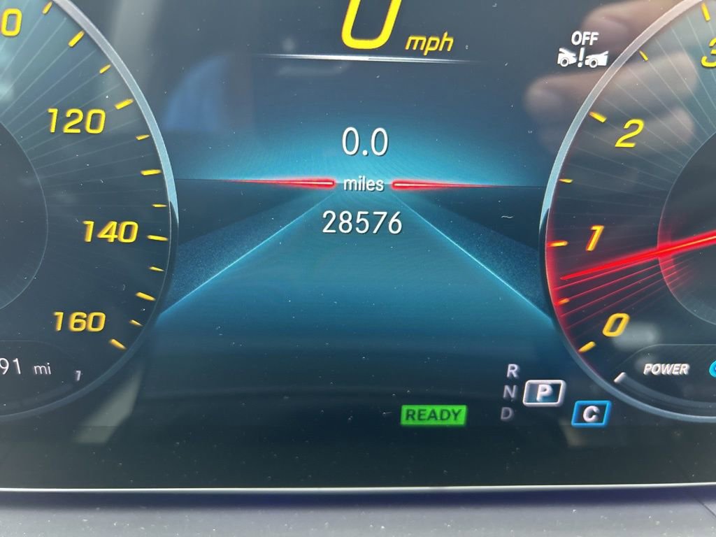 Used 2023 Mercedes-Benz GLS 450 4MATIC image 25