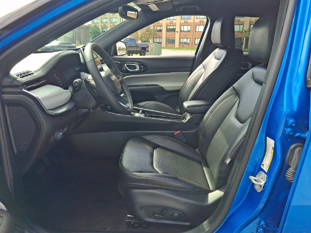 Used 2024 Jeep Compass Limited AWD/4WD image 14