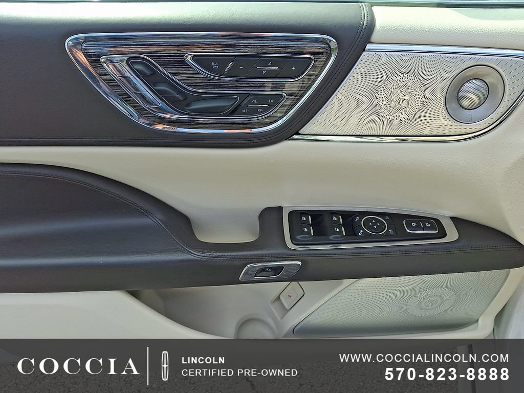 Used 2018 Lincoln Continental Black Label w/ Rear-seat Package AWD/4WD image 12