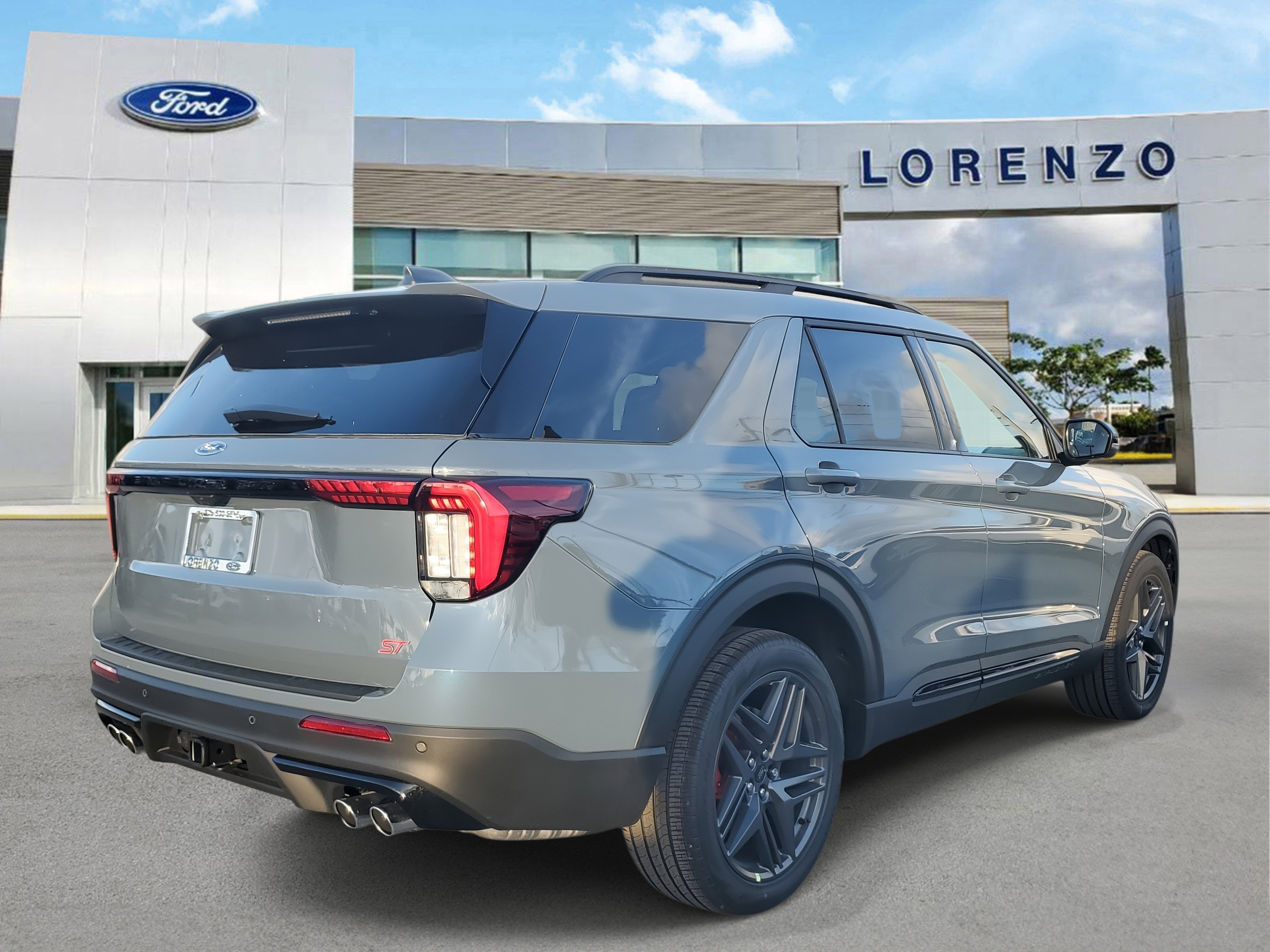 New 2026 Ford Explorer ST w/ Sun And Sound Package image 4
