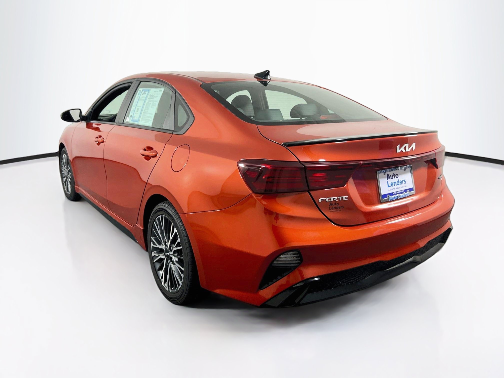 Used 2023 Kia Forte GT-Line w/ GT-Line Premium Package FWD image 7
