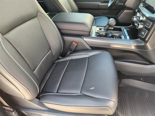 New 2025 Ford F150 Lariat w/ Equipment Group 501A Mid image 10