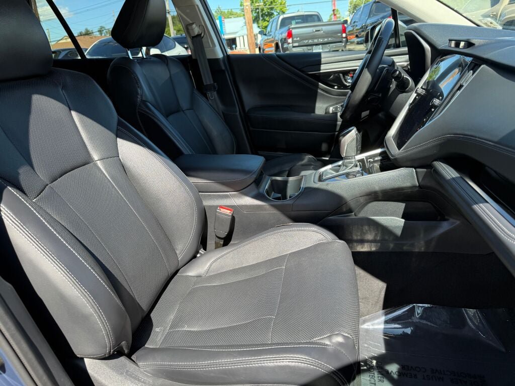 Used 2024 Subaru Outback Touring AWD/4WD image 29