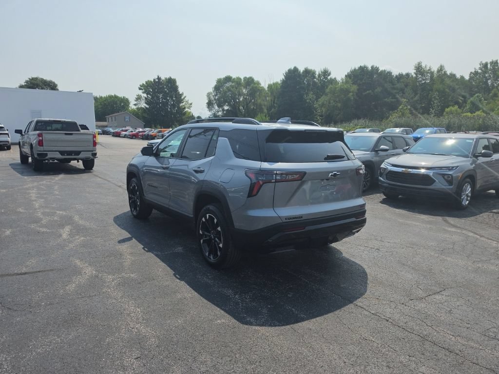 New 2027 Chevrolet Equinox RS w/ Safety and Technology Package FWD image 5