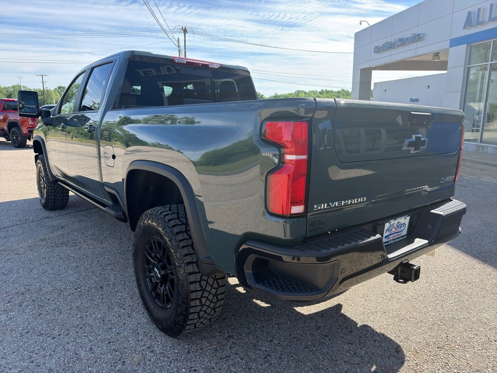 New 2026 Chevrolet Silverado 2500 ZR2 AWD/4WD image 6