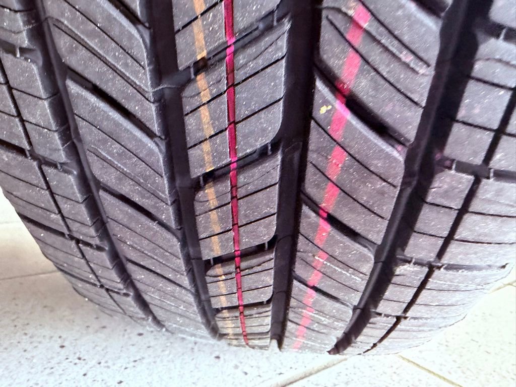 Certified 2024 Lexus RX 350h w/ Accessory Package (Z1) image 18