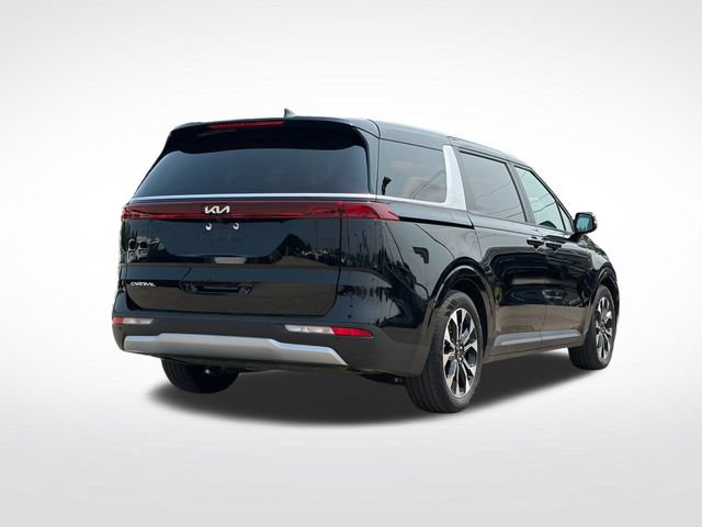 Used 2024 Kia Carnival EX FWD image 13
