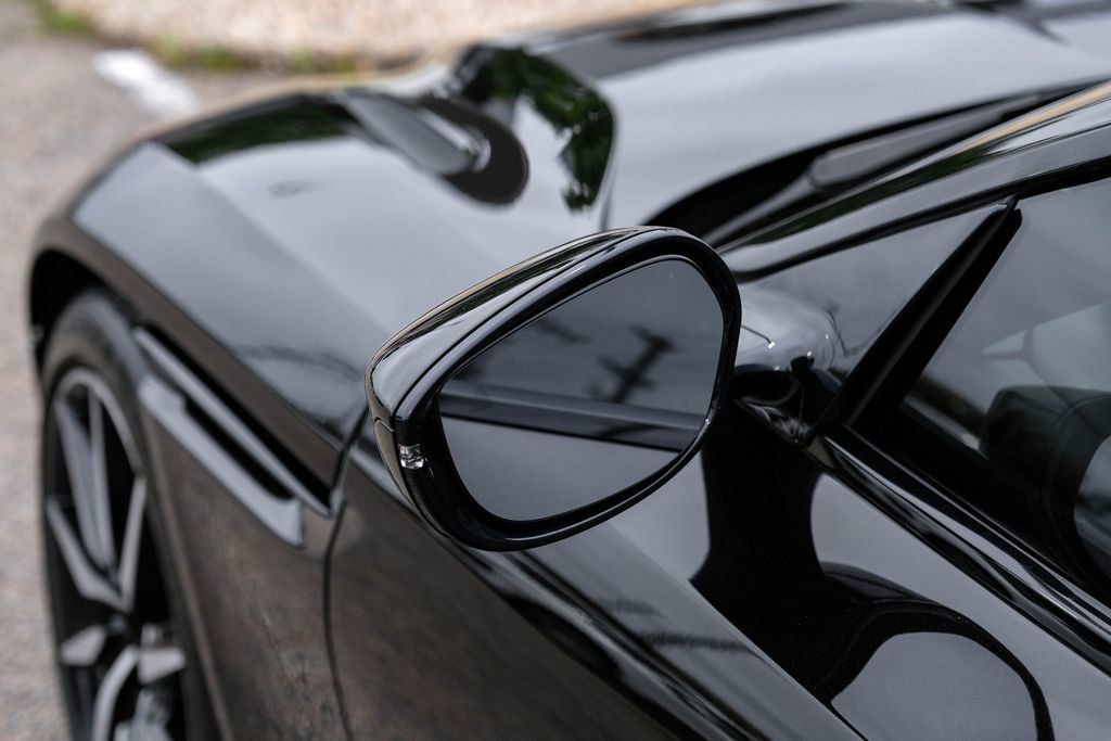 Used 2020 Aston Martin DB11 Coupe RWD image 45