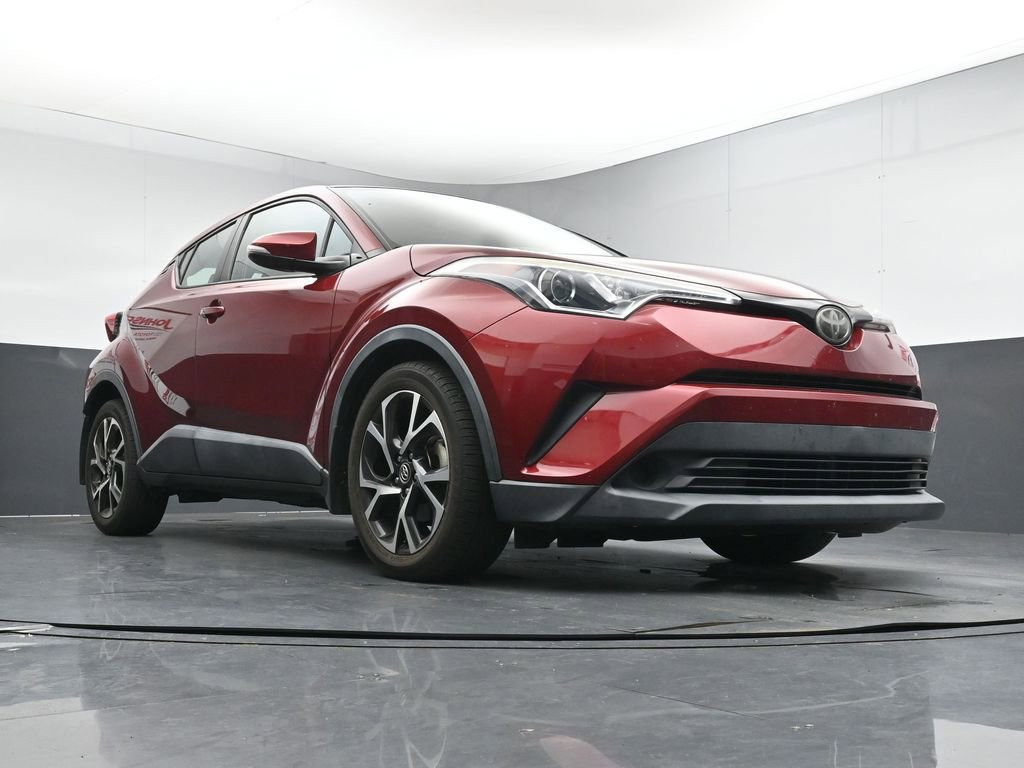 Used 2018 Toyota C-HR XLE FWD image 18